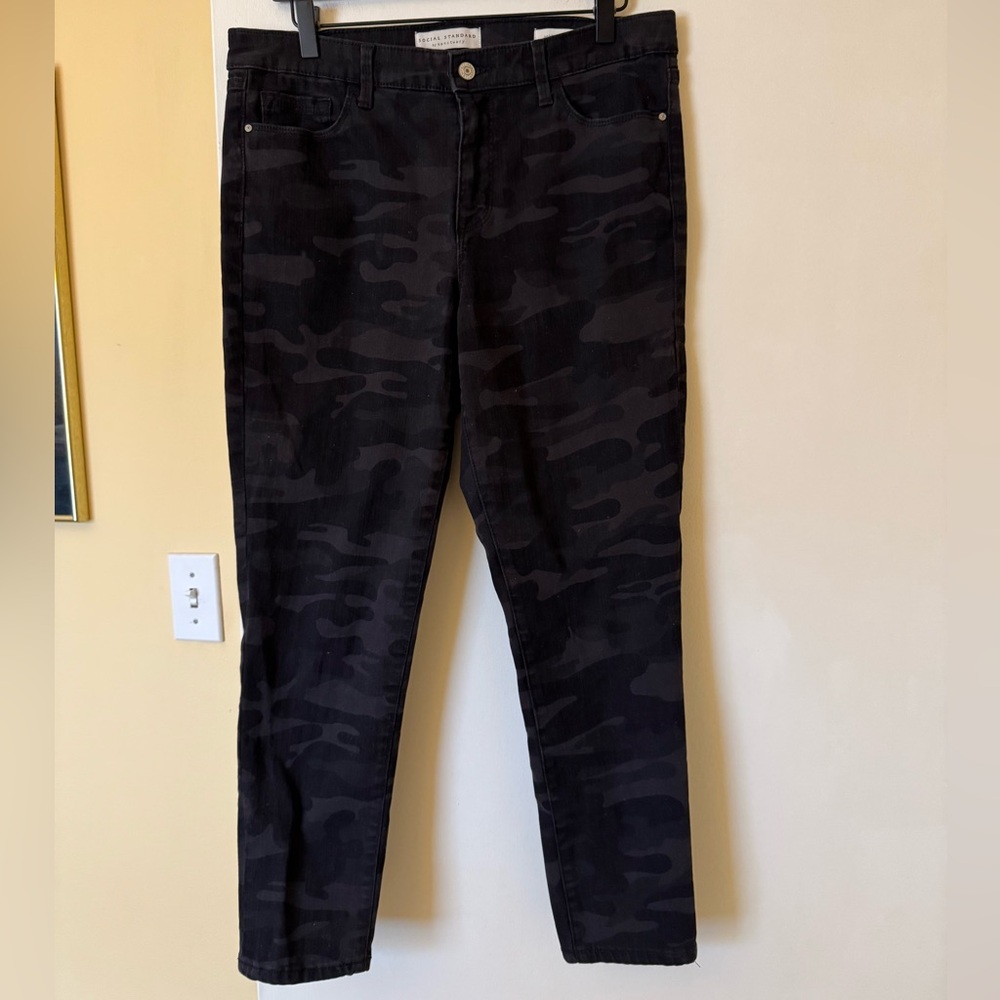SANCTUARY jeans - size 10 - EUC - Ankle Skinny